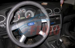 Форд Фокус 2 1.6 МКПП в кузове седан